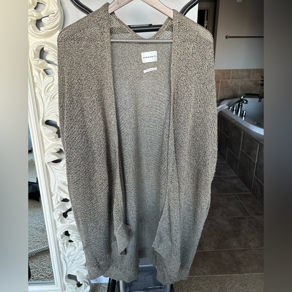 Aritzia Knit Cape - Picture 2 of 3